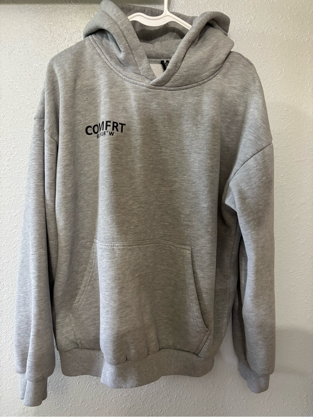 Comfrt Men's Gray Hoodie Sweatshirt size Large